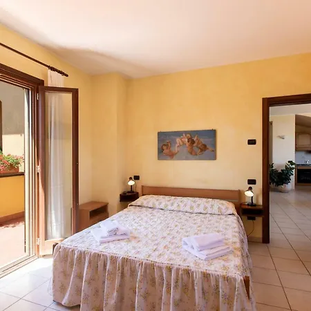 La Casa Fra Gli Olivi Country house