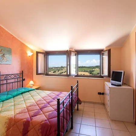 La Casa Fra Gli Olivi Εξοχικό σπίτι *